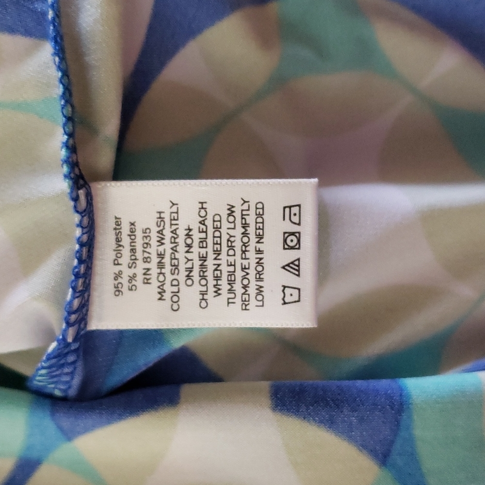 Susan Graver liquid knit top. Medium. - Picture 4 of 4